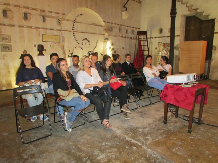 sessao sociologia 19 Custom